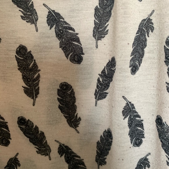 H&M feather too long sleeve - Picture 4 of 5